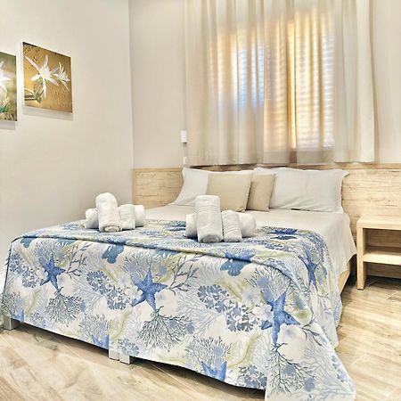 B&B Giglio Di Mare Rossano Bagian luar foto